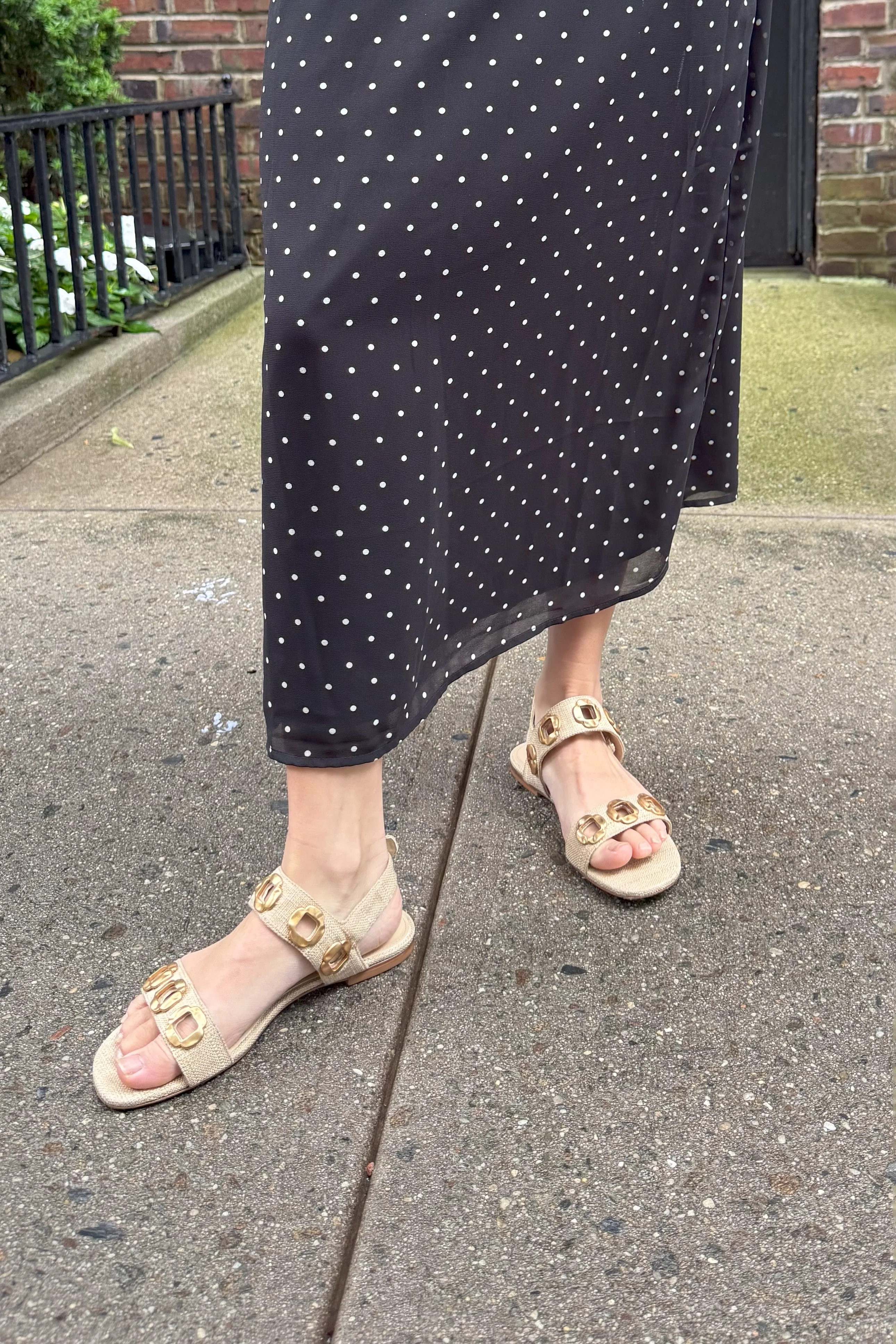 Milan Flat Sandal In Beige Raffia - Image 6