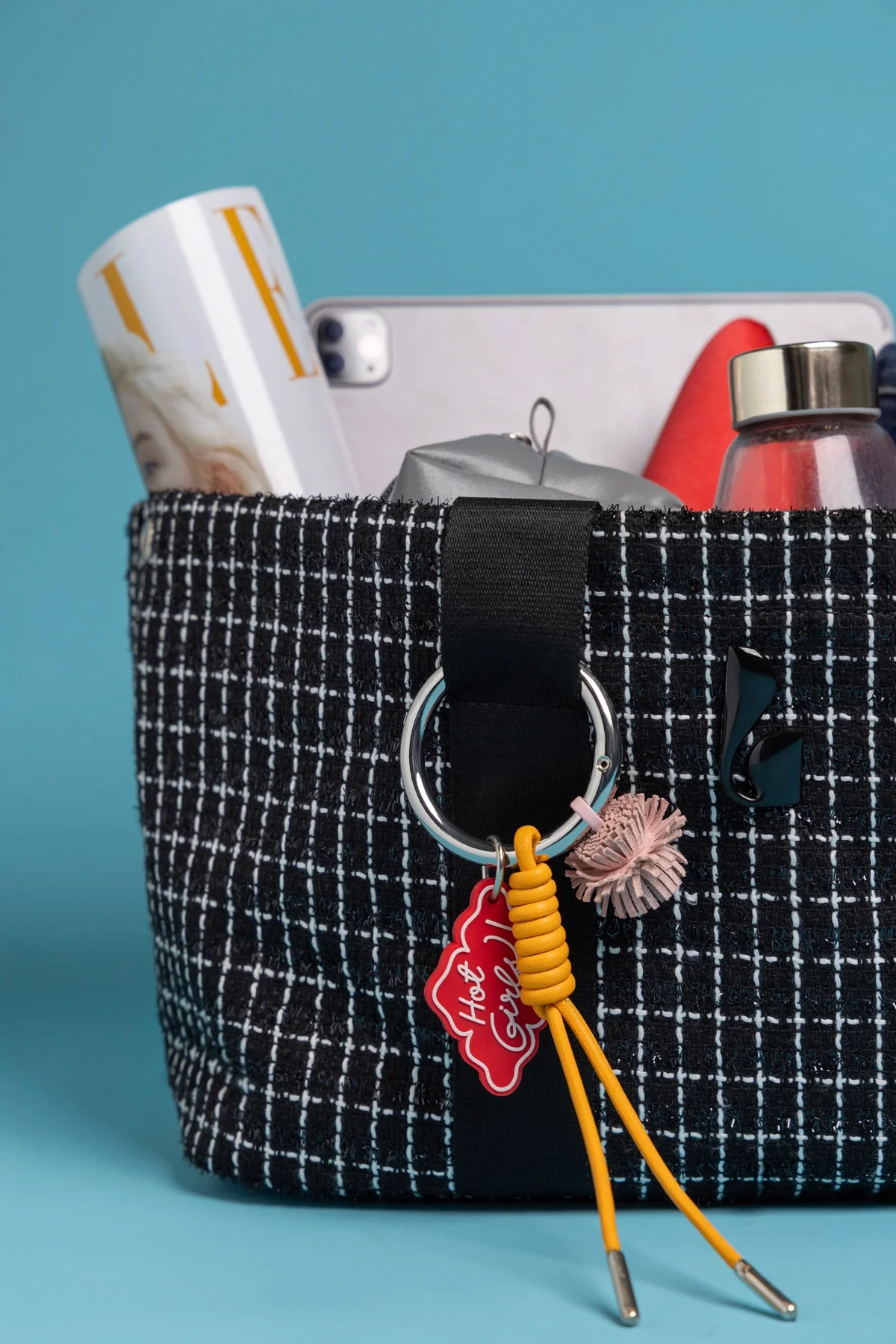 Americana Tote Bag In Black Milano Tweed - Image 2