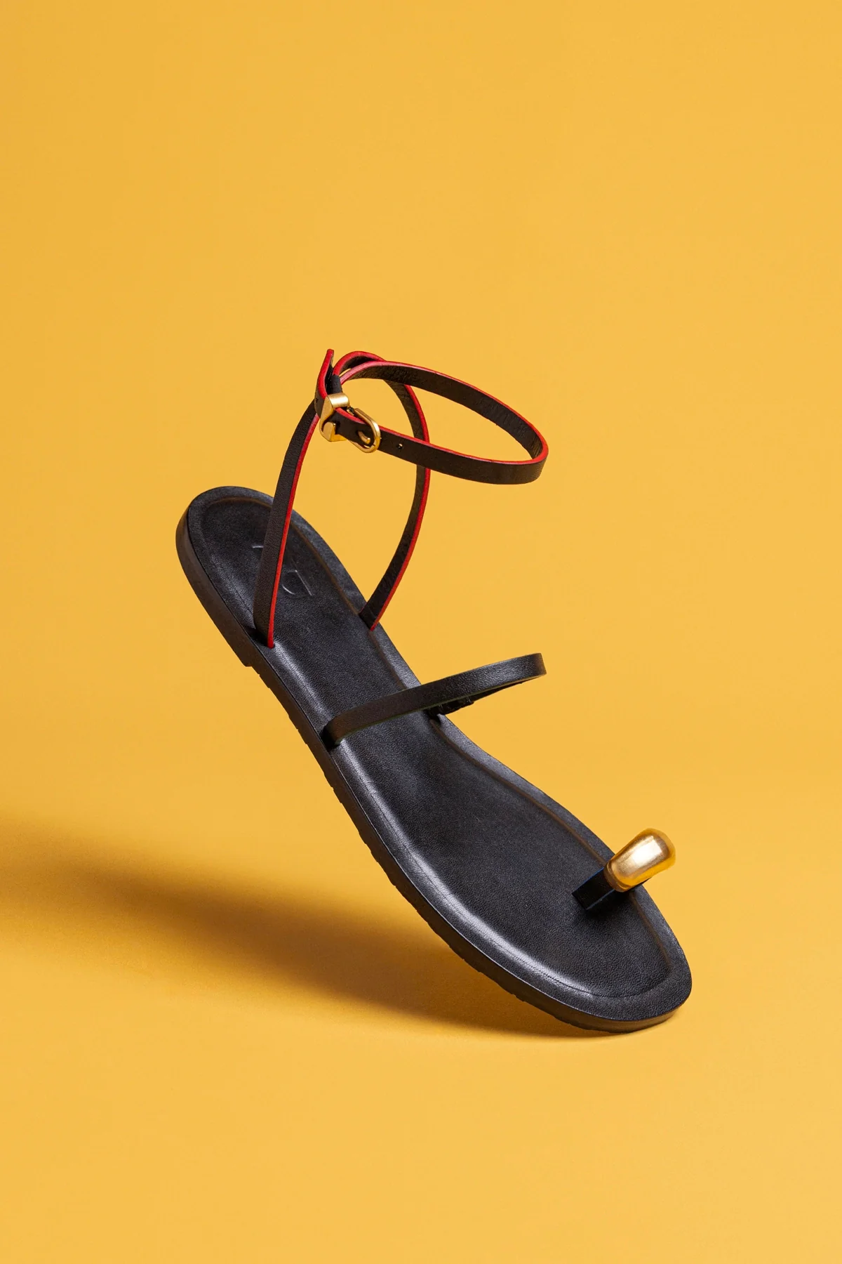 Biarritz Flat Sandal In Black Leather - Image 6