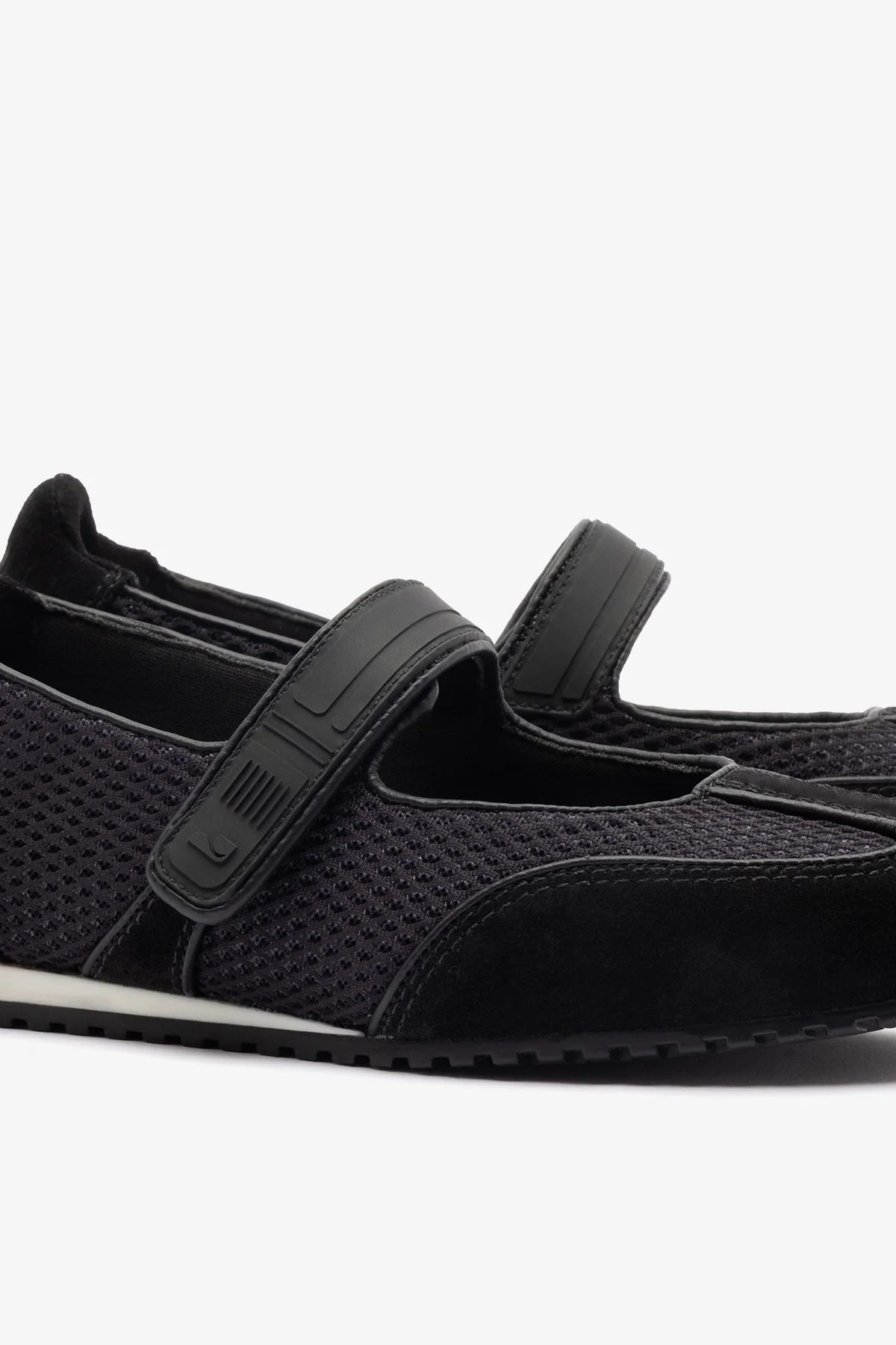 Devon Sneakerina Black Mesh - Image 4