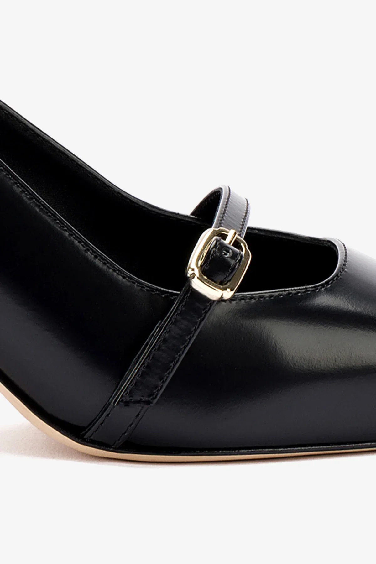 Ines Pump In Black Leather - Image 4