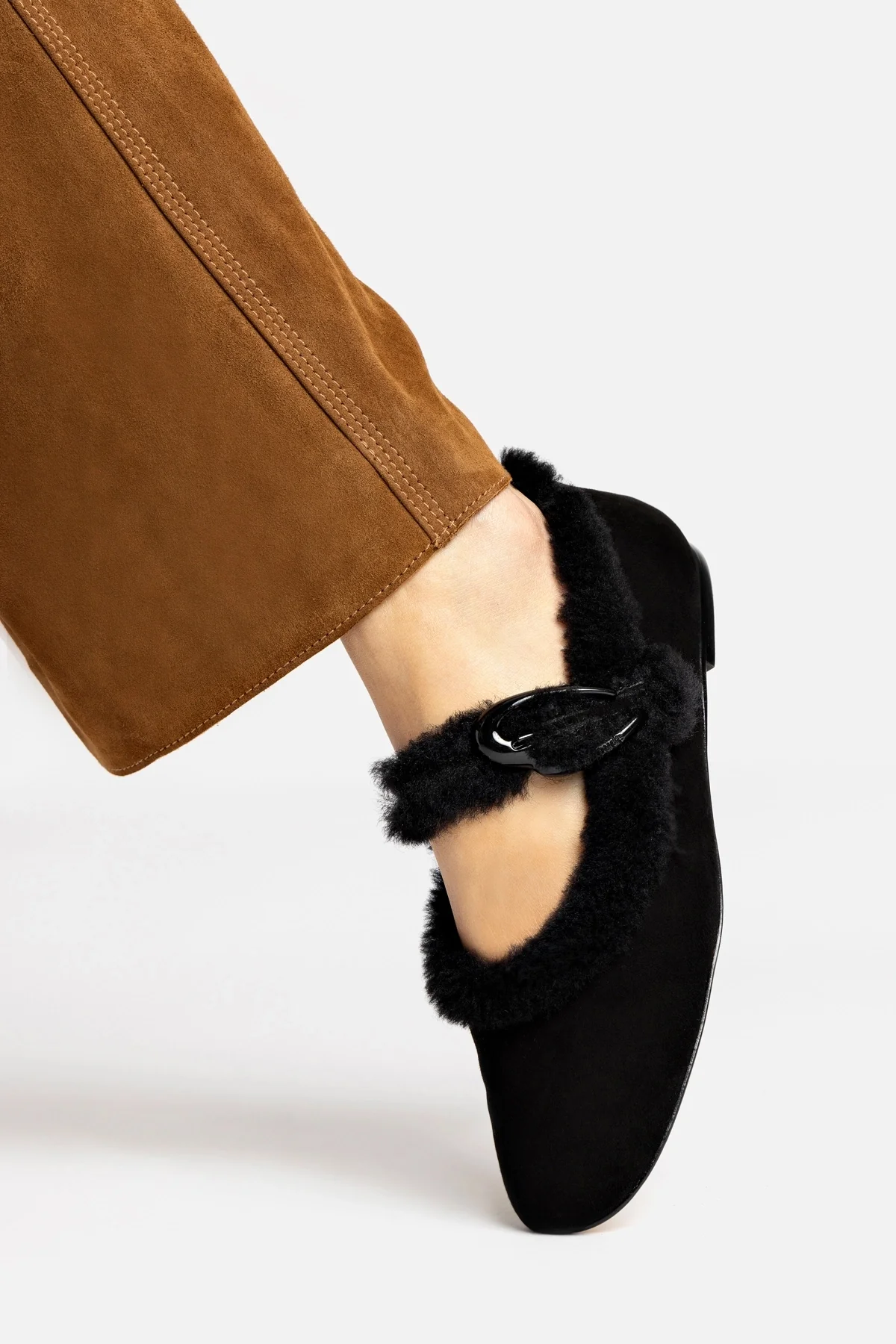 Verona Ballet Flat In Black Suede And Black Shearling - Image 2