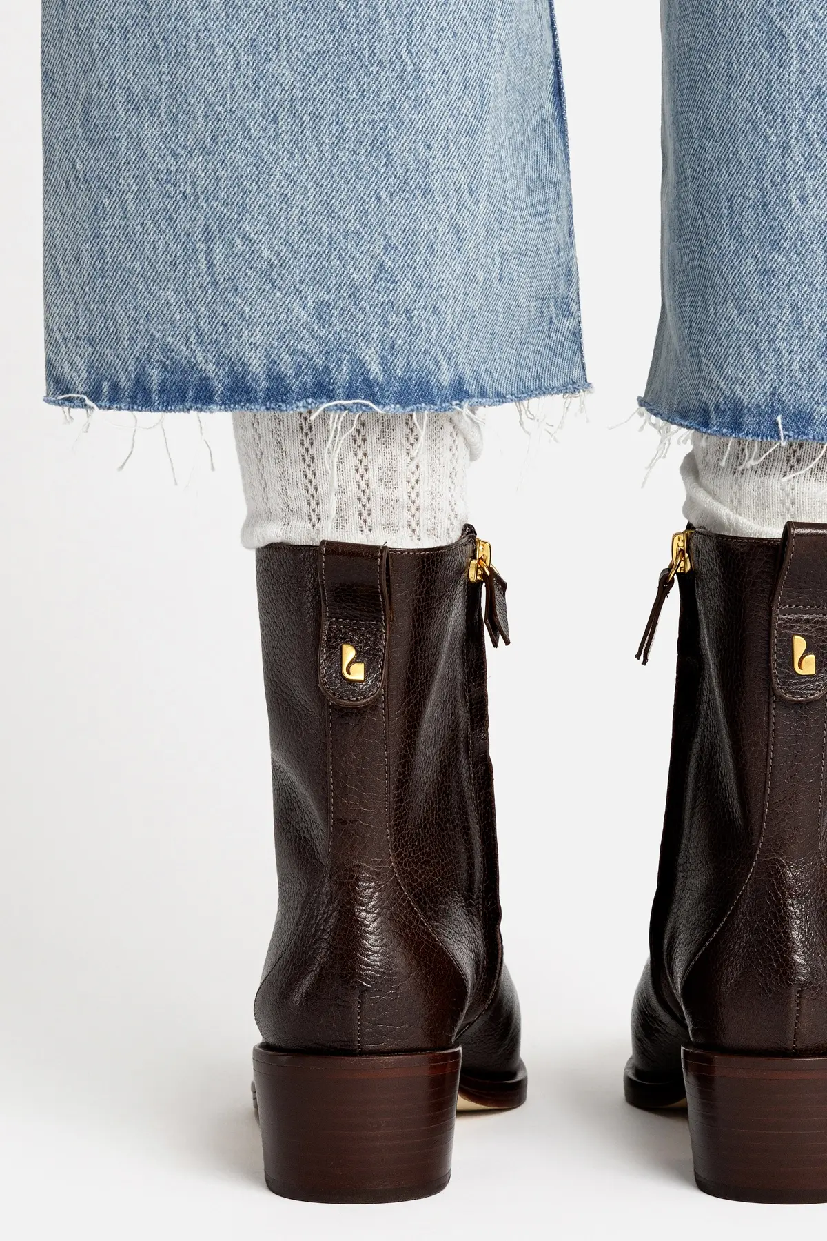 Florencia Low Boot In Brown Leather - Image 5