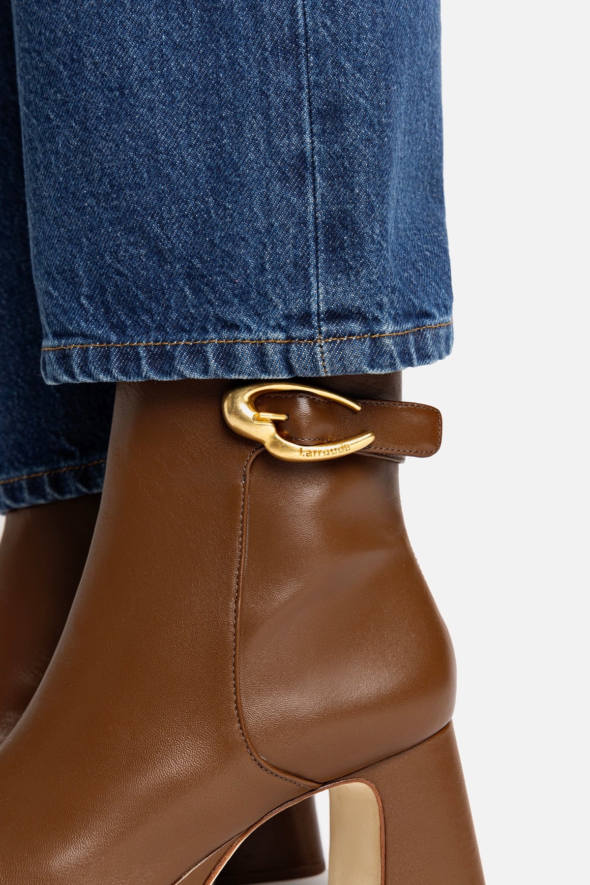 Dolly Verona Low Boot In Burnt Umber Leather - Image 6