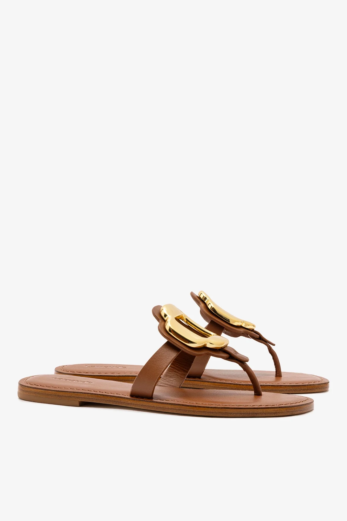 Margherita Thong Sandal in Caramel Leather and Gold Hardware - Image 3