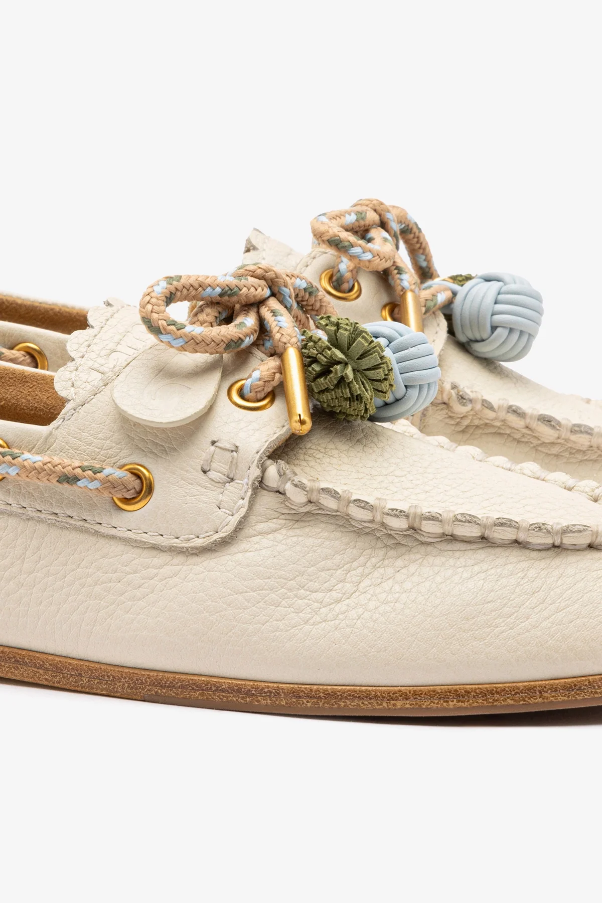 Cyprus Boat Shoe In Ivory Leather - Image 4
