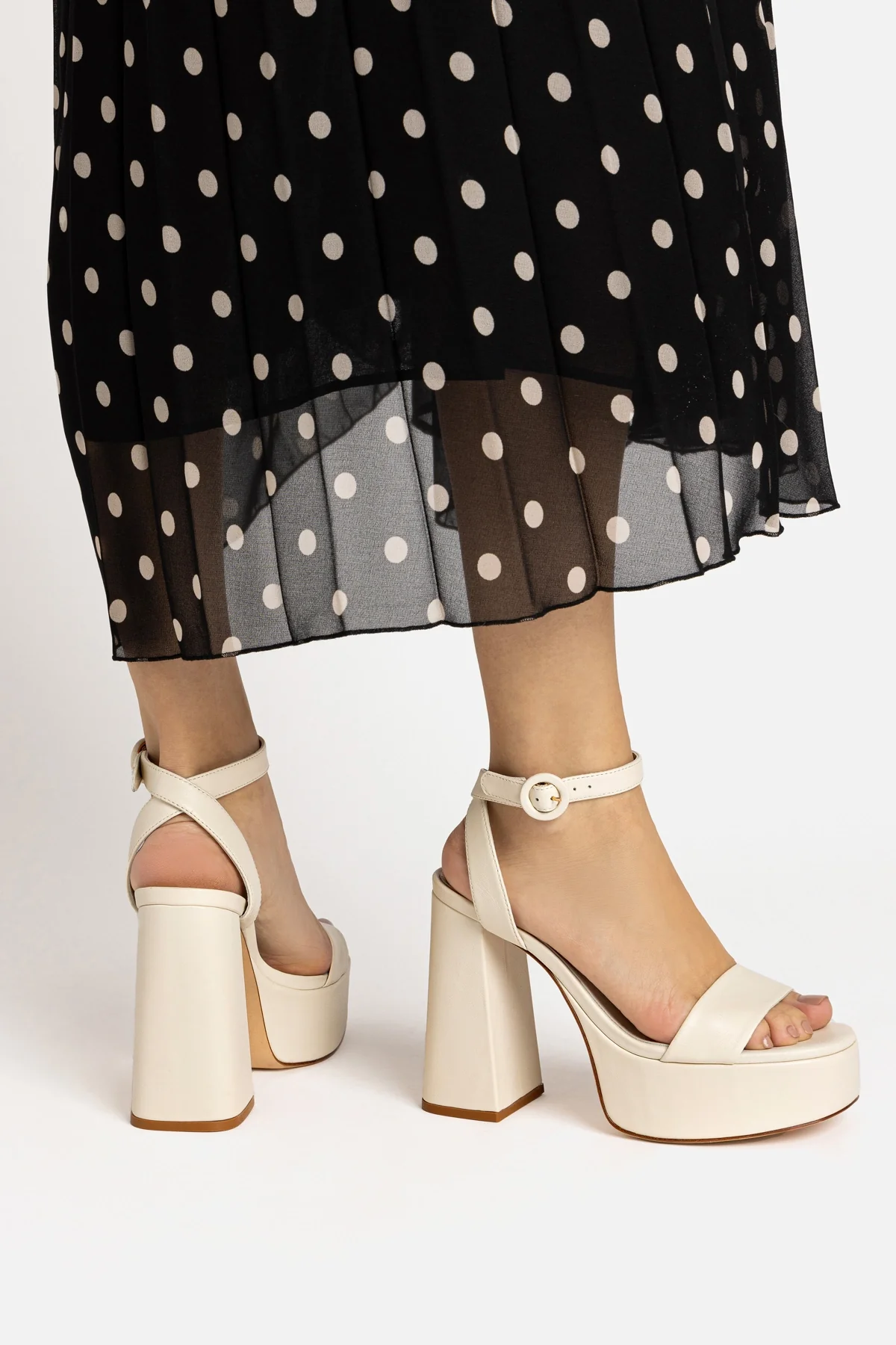 Dolly Sandal In Ivory Leather - Image 2