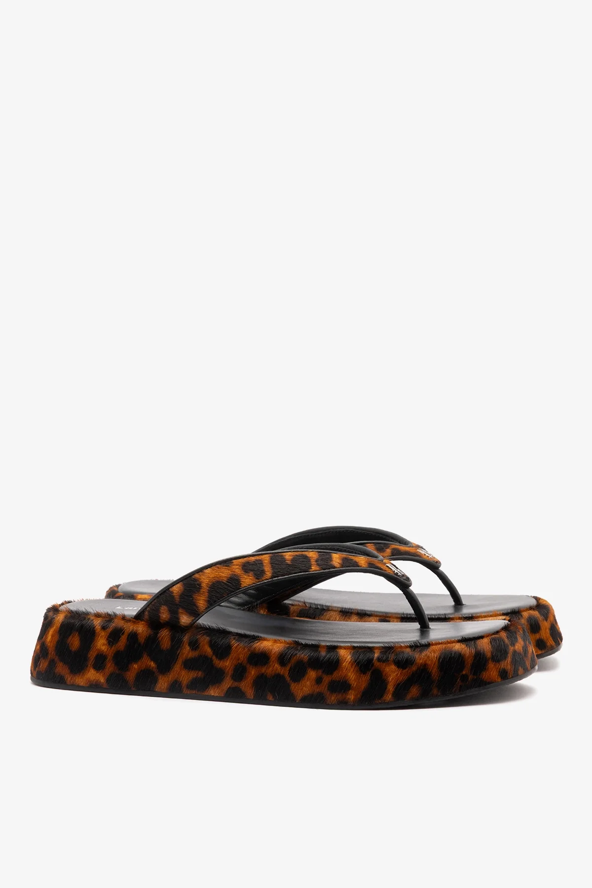 Roxy Thong Sandal Leopard Leather - Image 3