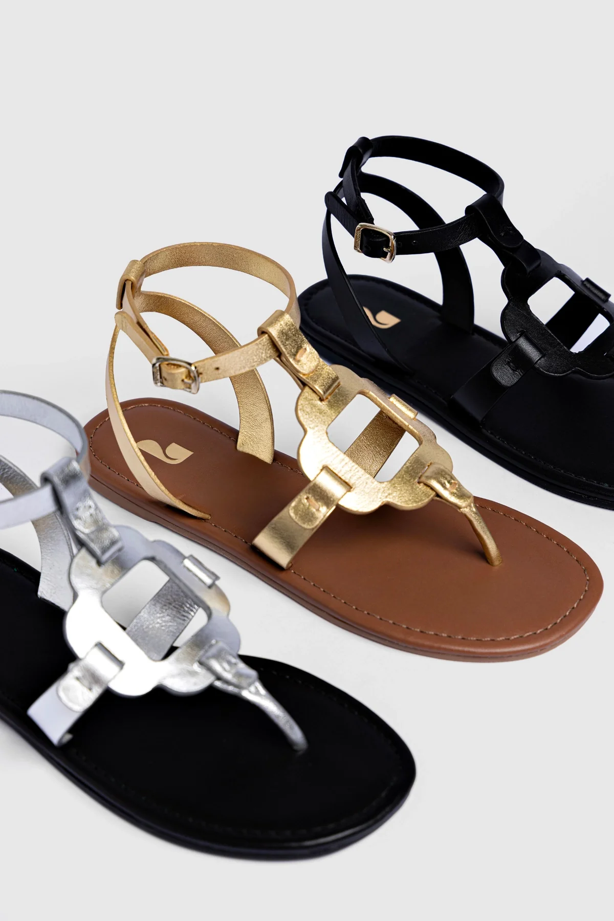 Margherita Sandal In Metallic Gold Leather - Image 5
