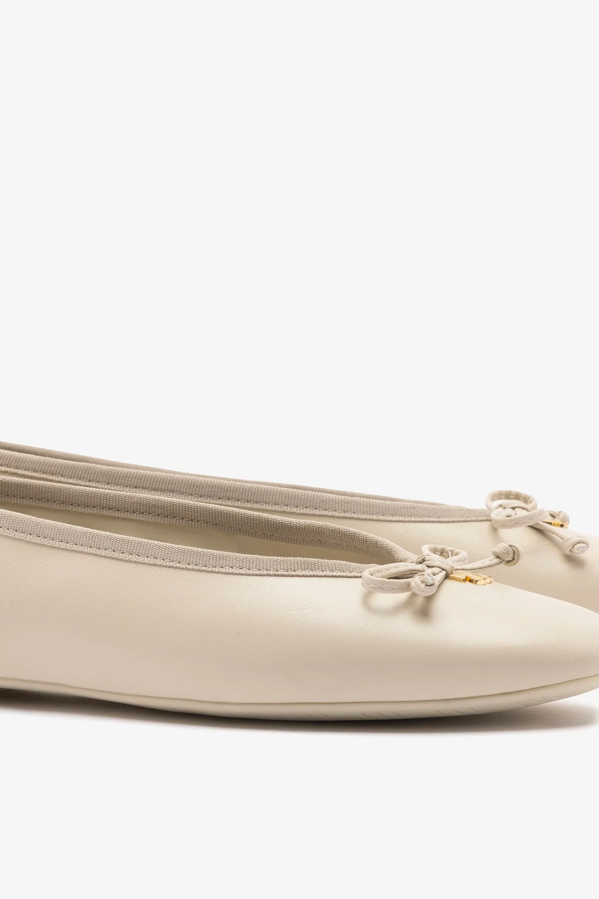 Pavlova Ballet Flat In Mushroom Grey Leather - Image 4