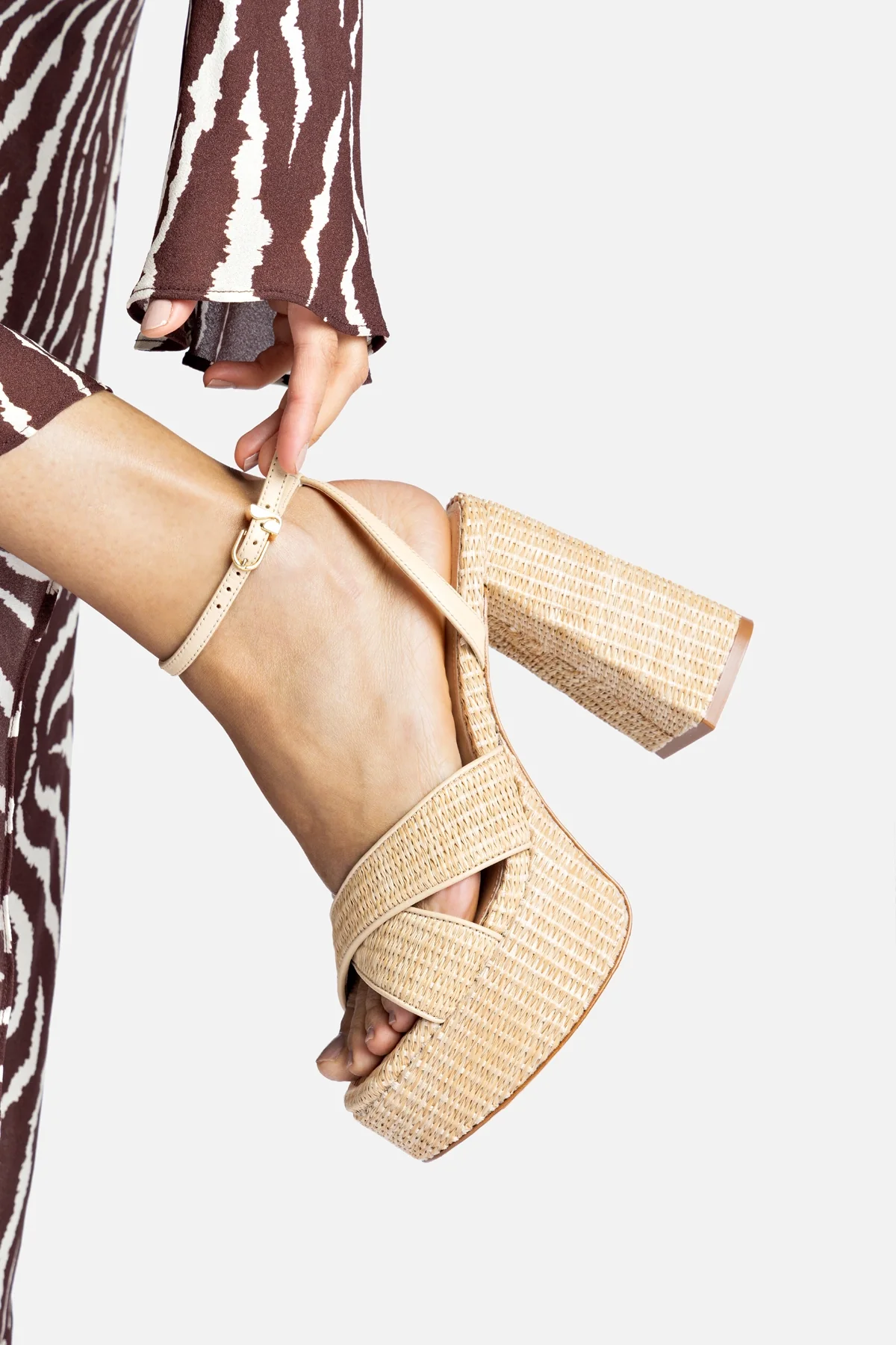 Dolly X Platform Sandal In Natural Raffia - Image 6