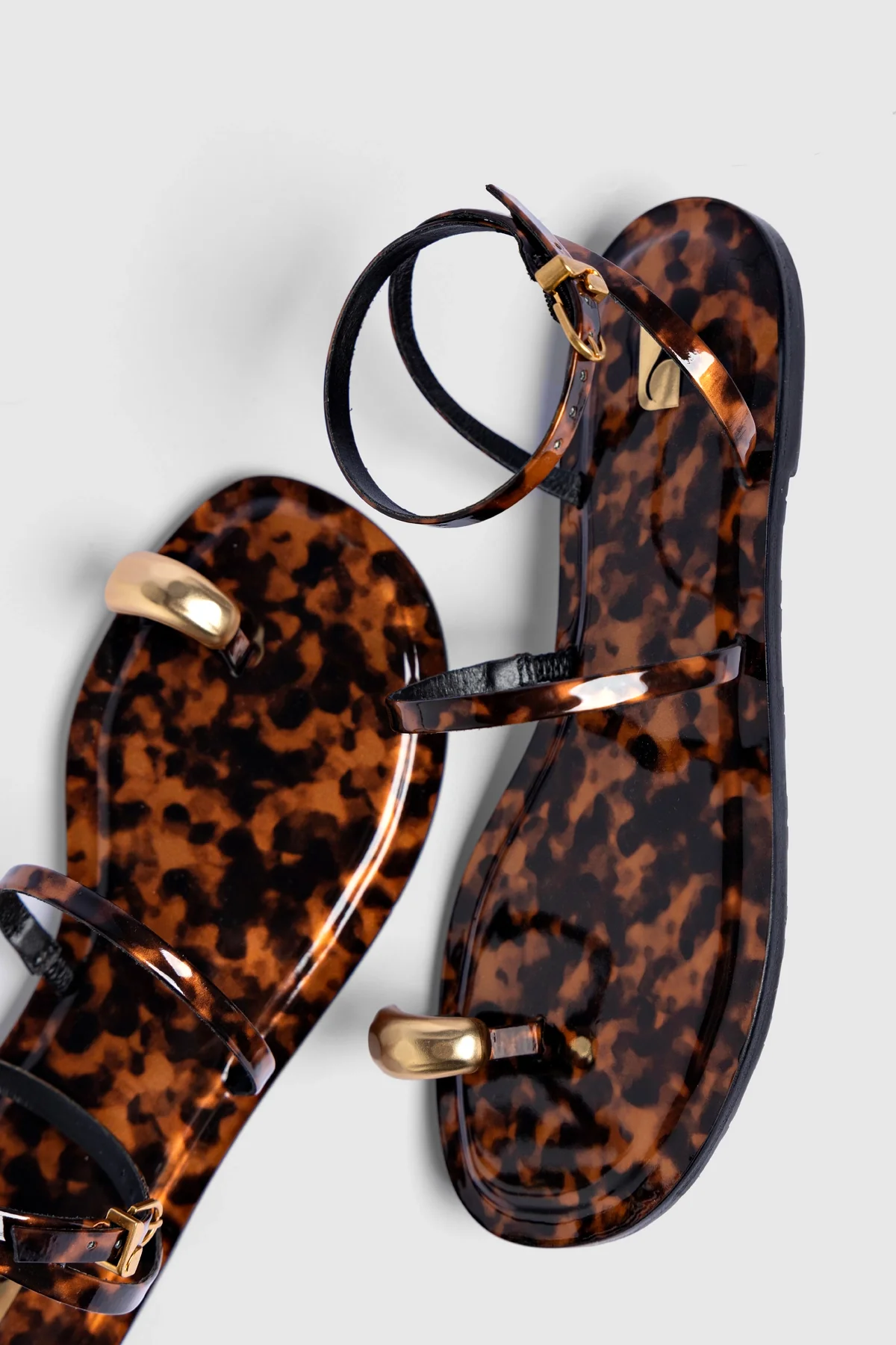 Biarritz Flat Sandal Tortoise Leather - Image 6